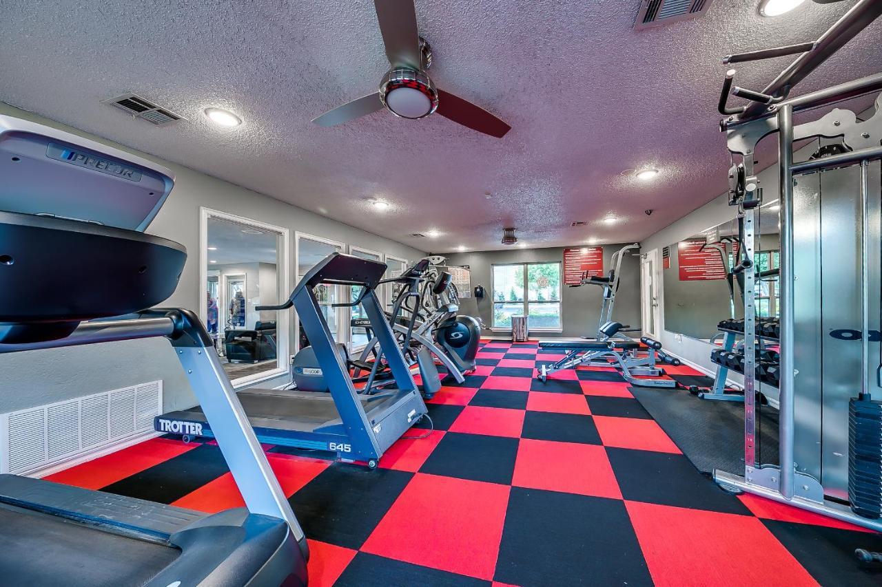 Ou Sooner, Pool & Gym, Bbq, Netflix, 100Mb Internet, Lg Washer & Dryer, Close To Ou! Norman Esterno foto
