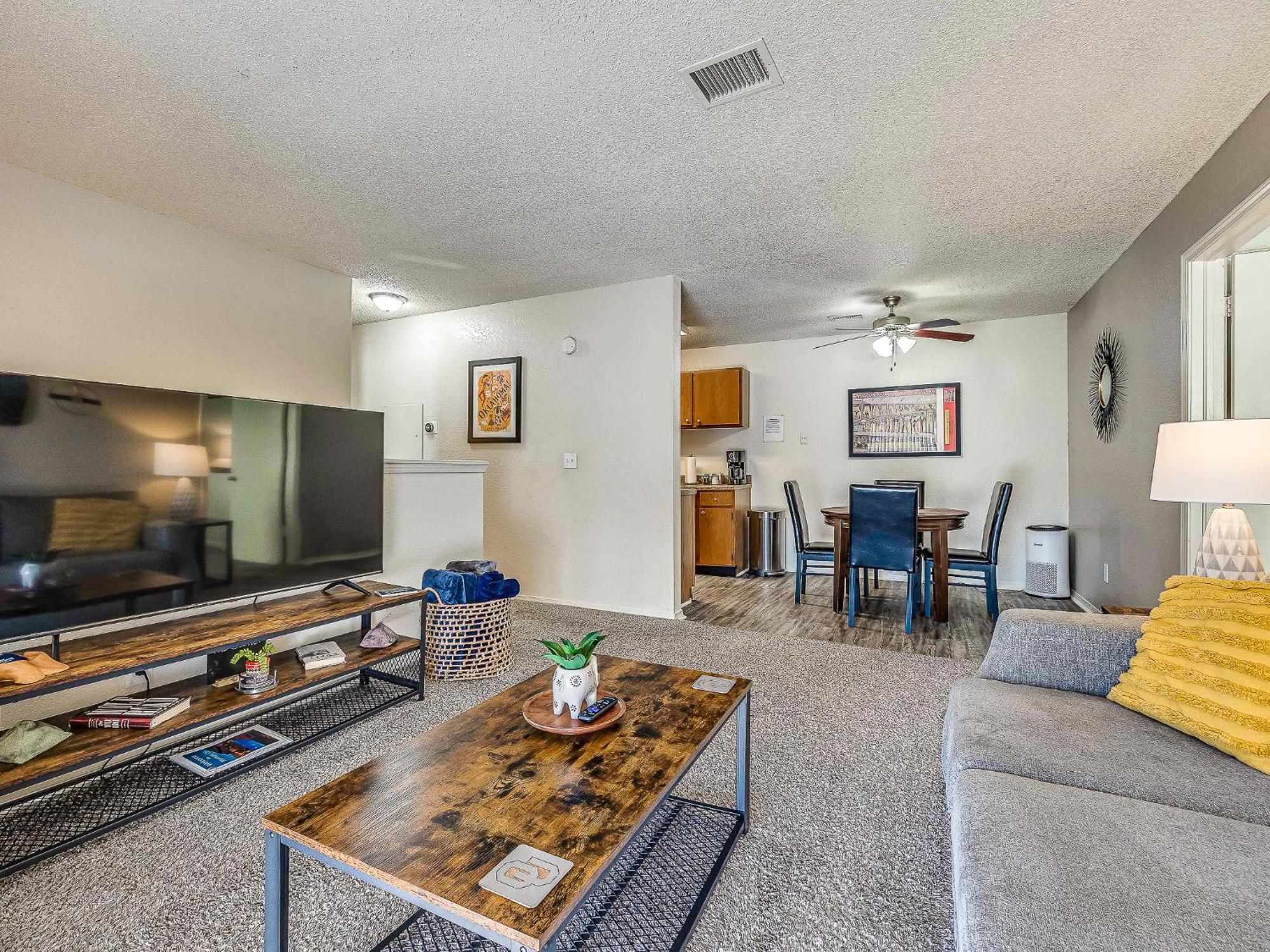 Ou Sooner, Pool & Gym, Bbq, Netflix, 100Mb Internet, Lg Washer & Dryer, Close To Ou! Norman Esterno foto