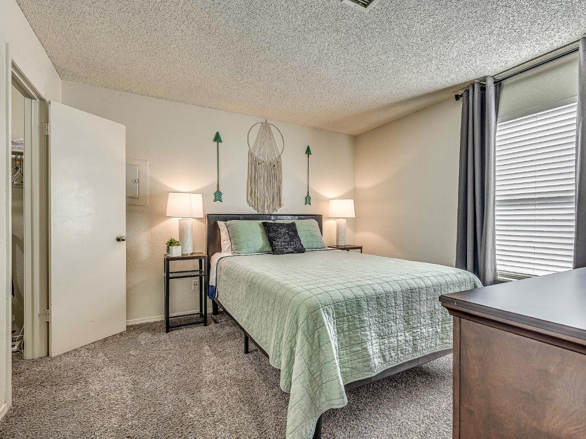 Ou Sooner, Pool & Gym, Bbq, Netflix, 100Mb Internet, Lg Washer & Dryer, Close To Ou! Norman Esterno foto